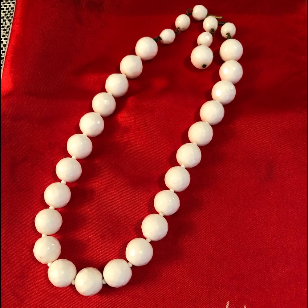 Vintage choker style milk glass necklace